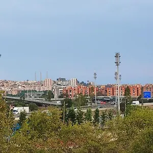 Acogedor Alojamiento En Trinitat Vella Apartamento